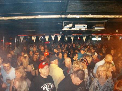 Crowd 1